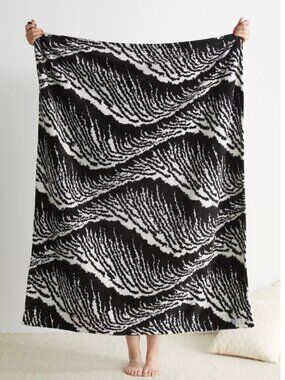 Parks Project Acadia Fleece Throw